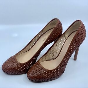 Nine West brown leather flower stiletto pumps